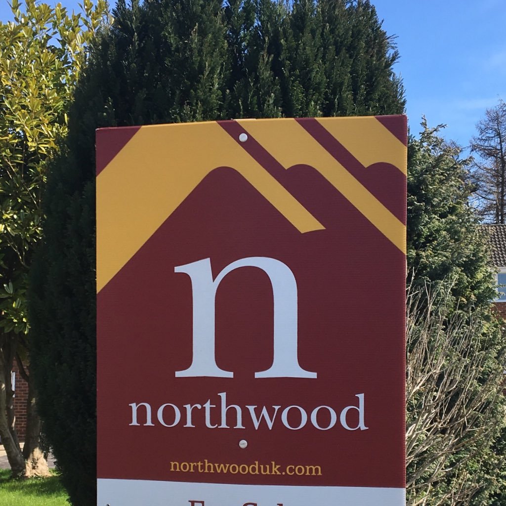 The Proper Property People... Waterlooville. We bring a wealth of knowledge, great customer service and competitive fees to the area! 02392 355 888.