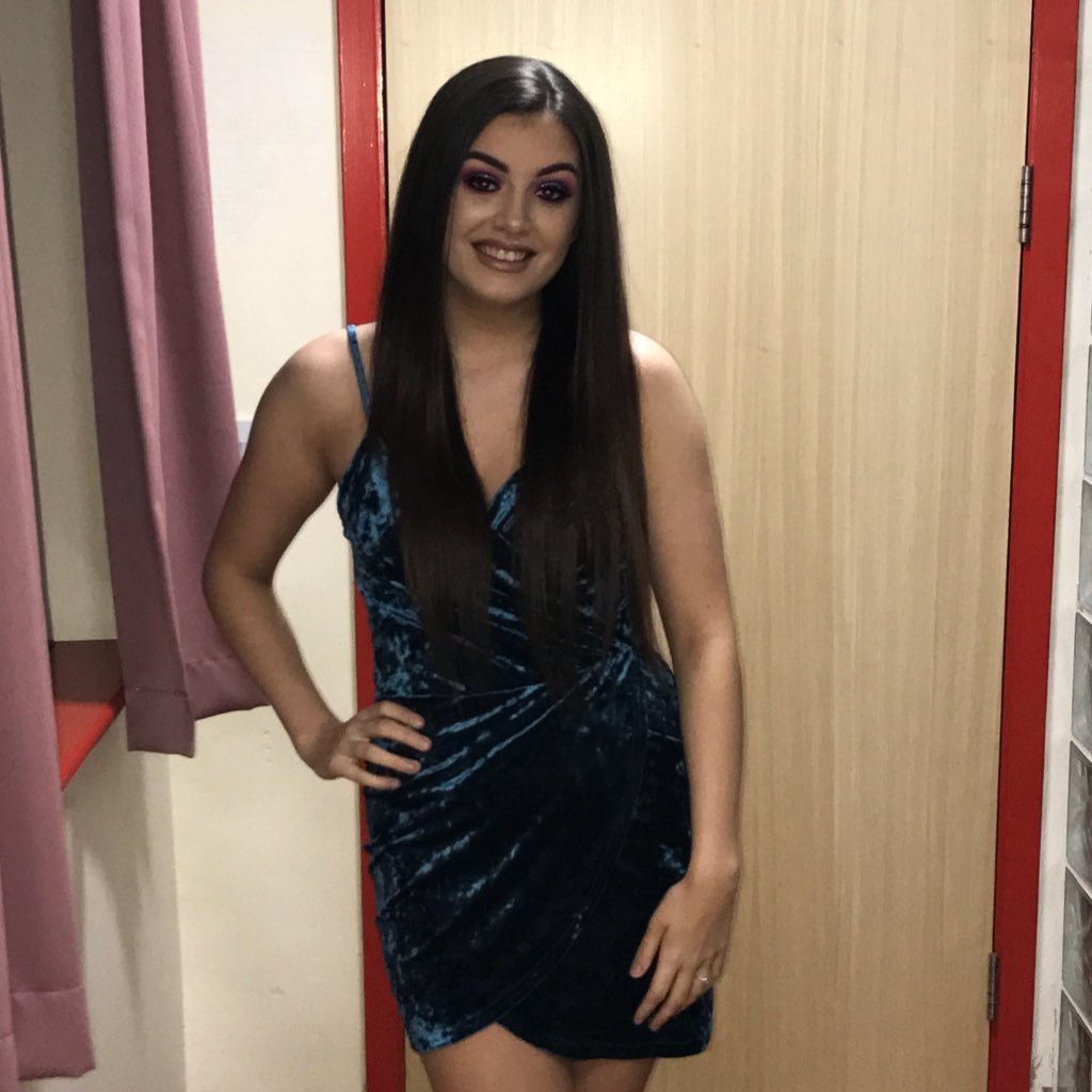 _jessicaleex's profile picture. NCL/LIV📍dancer/lifeguard. snapchat - jessicaevalee Instagram - _jessicaleex