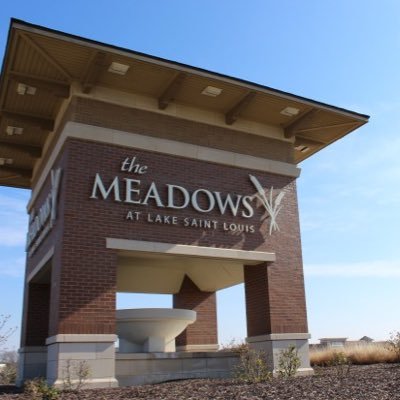 LIVE. SHOP. DINE. PLAY.🌾

The premier destination in Lake Saint Louis. Boutiques, restaurants, the only Von Maur in Missouri and more! #OnlyAtTheMeadows