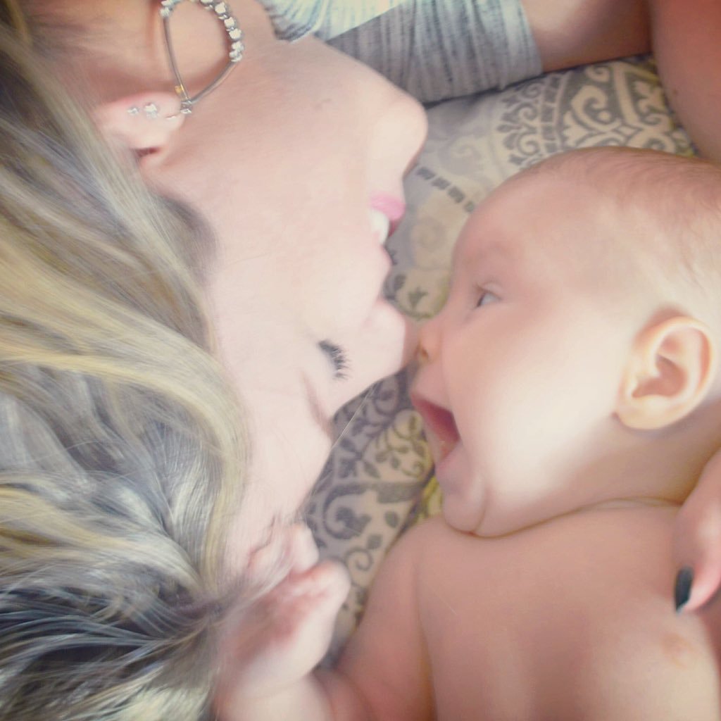 I'm a wifey and mama who believes in fairytales, happily ever after & that all things happen for a reason. I want to travel the world, live, laugh & love!