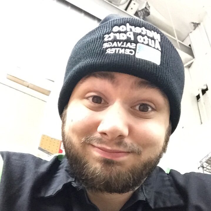 toothy17's profile picture. 