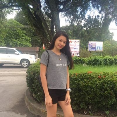 thrisia05's profile picture. 🍟