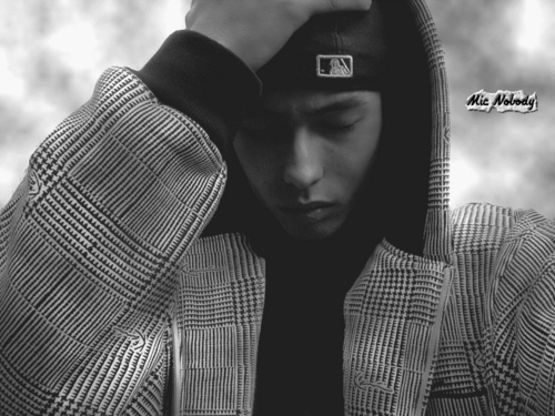 micnobody's profile picture. 