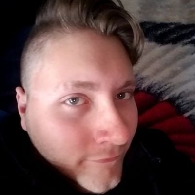 ReGulusX98's profile picture. Hello one and all, my names jonathon as you can probably tell and this is my Twitter. I'm 19 years old and currently studying welding. I'm 6' 2 and single.