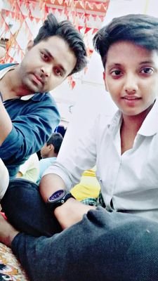 Chpunit1's profile picture. #Punit_punu☺👑
#Selfish📱
#Candel_below15oct🎆🎂
#Ha_thoda_flirty hu😜😘
#I_hate_Troll💬
#Singing🎤
#Gym_lover😍
#Because_single😩