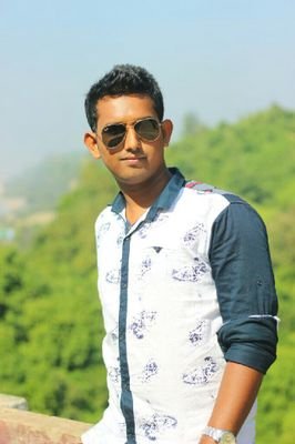 KuwserH's profile picture. beat fast