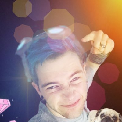 I am an editor of dantdm (not irl) i make edits of dantdm.