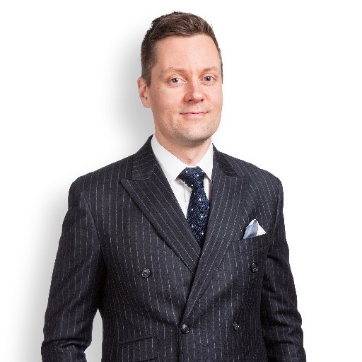 Tax & corporate lawyer | Partner @CastrenS | former football & current floorball referee