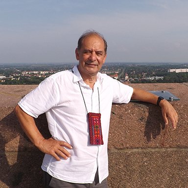 rev_andy_books's profile picture. A retired vicar, happily writing books for spiritual explorers, e.g. Bible in Brief, and A Week of Prayer in Jerusalem.  Live in Earls Court and love movies.