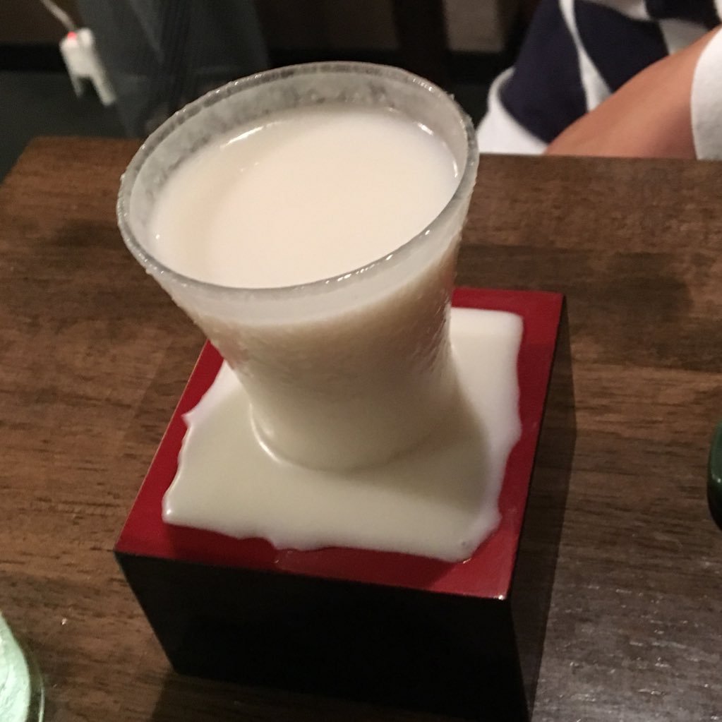 hanamegane4444's profile picture. 面白い物好き&美味しいもの好きです(^^) お酒は升酒が好きです❤️所属の派閥はきのこの山派です (｀･ω･´）