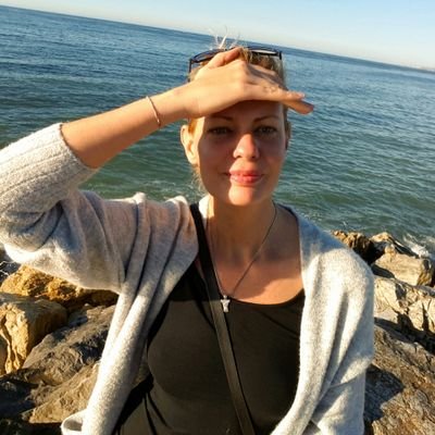 Ph.D, scientist, CMO, ads content creator in freelance. Mom of 2 cats)
Love cooking, baking and fishing.
Esoteric and meditation practices learner🧘♀️