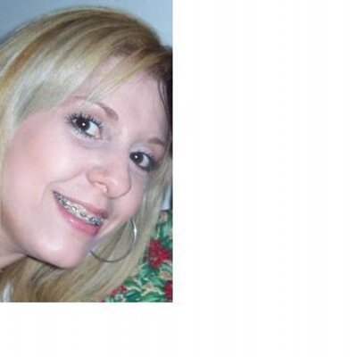Angela_Fer's profile image
