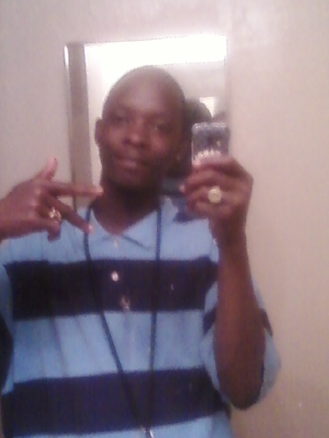 Luv bein me just keepn 100 cause im da Realest nigga u kno but who fwm tho ??????