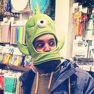 ettglasjuice's profile picture. Knackar kod på dagen. Nördar tv-spel, serier, film och kreativa utlopp efter solnedgång.