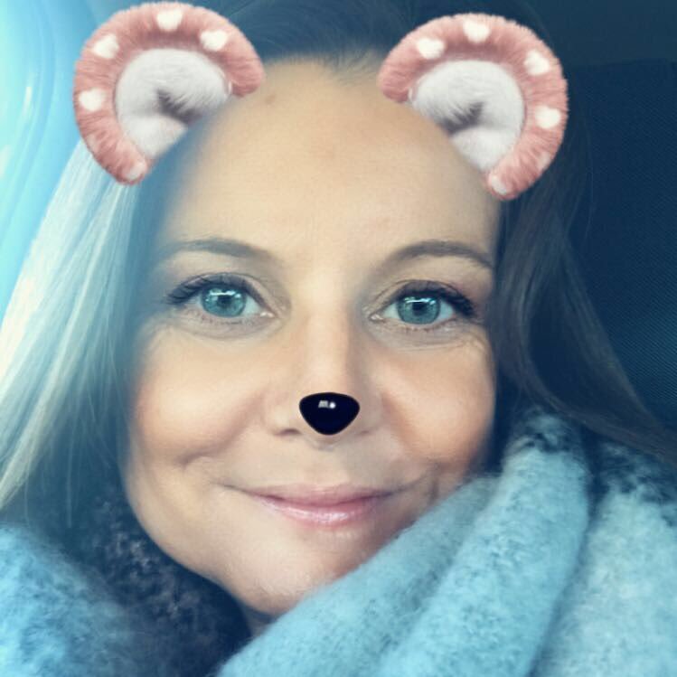 leeanderson141's profile picture. 