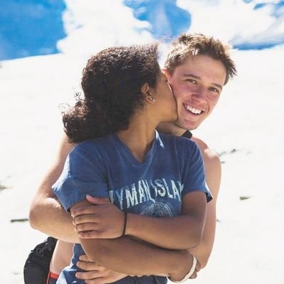 josefperszon's profile picture. I like videos, photos, adventures, and Gabrielle.