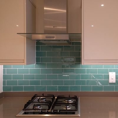We cover all aspects of wall and floor tiling, including kitchens and bathrooms. Call 07970 870874 today for a no obligation quote. Based in Abingdon.