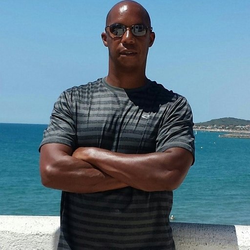 bigbrownguy's profile picture. 