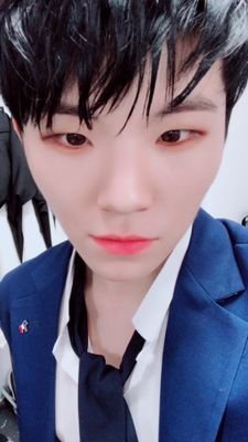 please follow my real account @shyboonon and im going to follow u immediately.. im seeking for more mutuals ty!