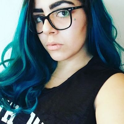 MadiieLynn's profile picture. Makeup Artisit & Hair Stylist. 
Always Cold& Rarely Sleep. inquire at :
madiielynnmakeup@gmail.com