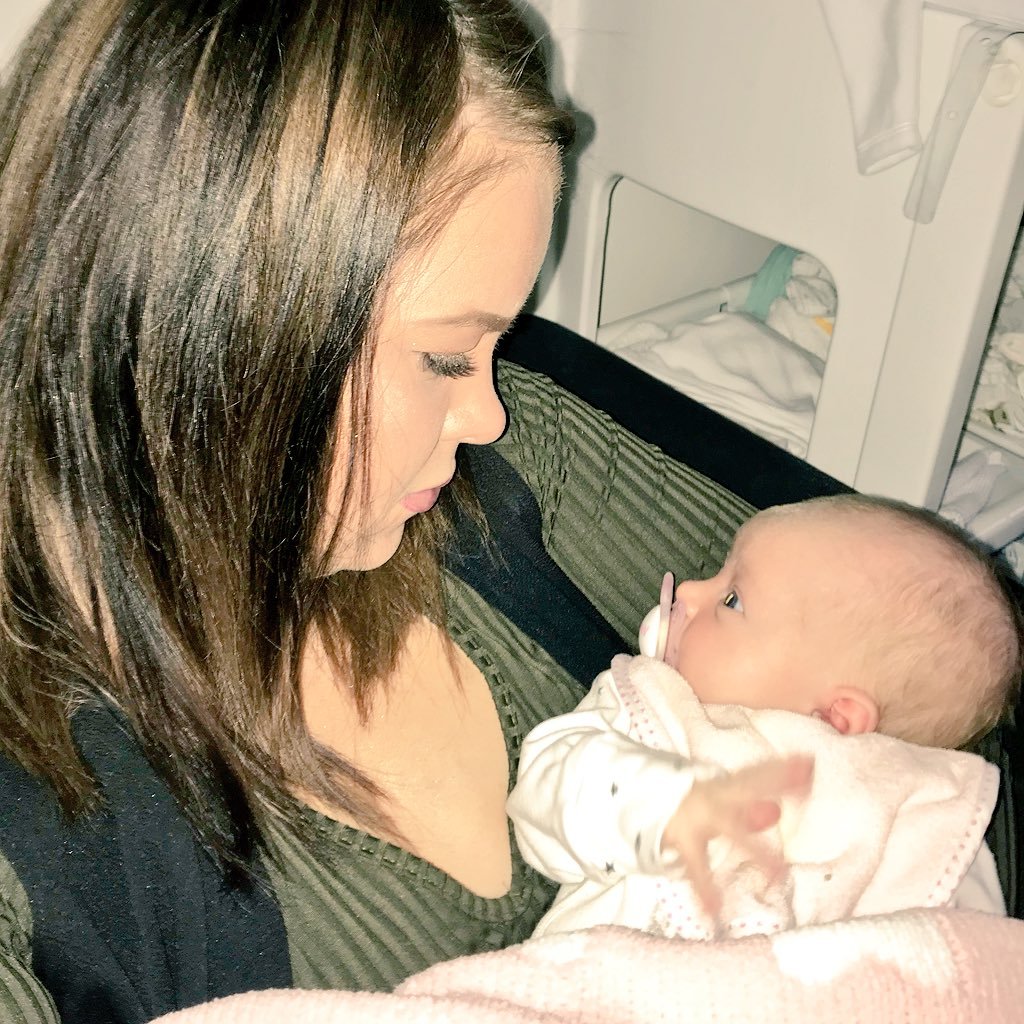 LouiseLeitchman's profile picture. @louiseleitchman.  insta 📷 😝