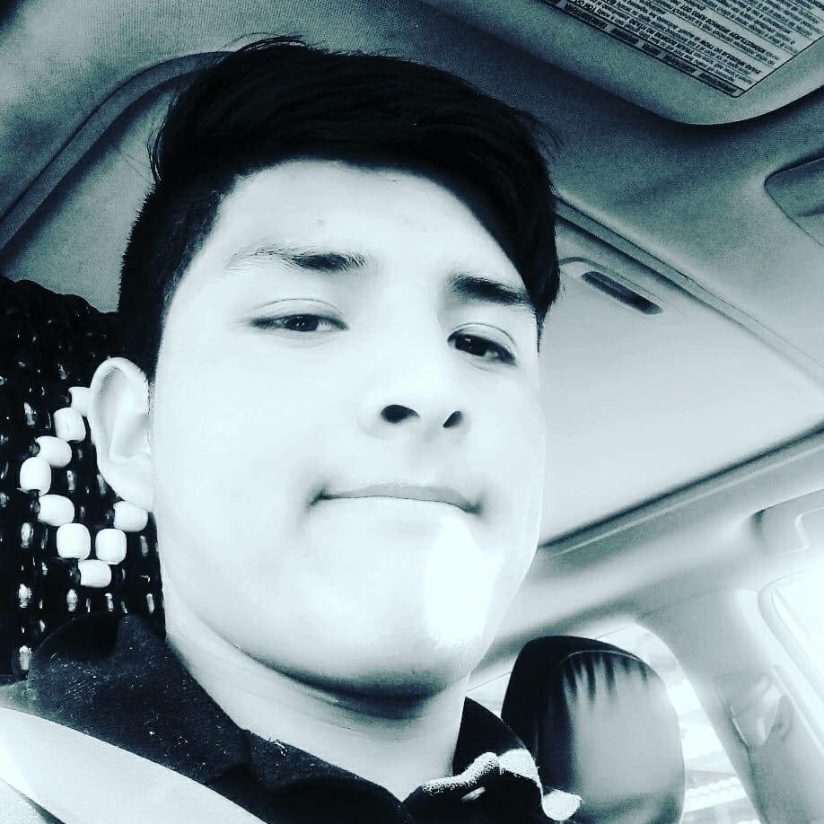 Mateo47070364's profile picture. Leer puede dañar gravemente tu ignorancia🙈😁