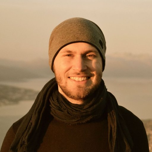 Data Visualisation Developer @Barclays. Previously @ONS. @compjcdf trained. Mostly vis, geek and football stuff.