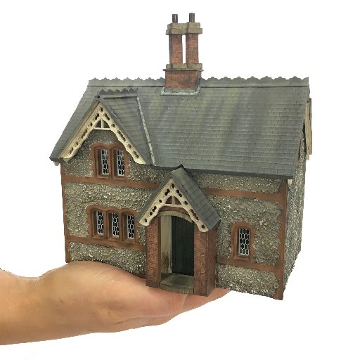 Specialists in 1:24, 1:43.5, 1:48, 1:76, 1:144 & 1:148 dolls houses &  railway building kits. Take a peep behind the doors of PPHQ & find out what we're up to!?