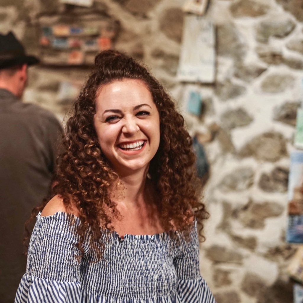 ellie_kay23's profile picture. I’m not clever enough for Twitter, and yet here I am