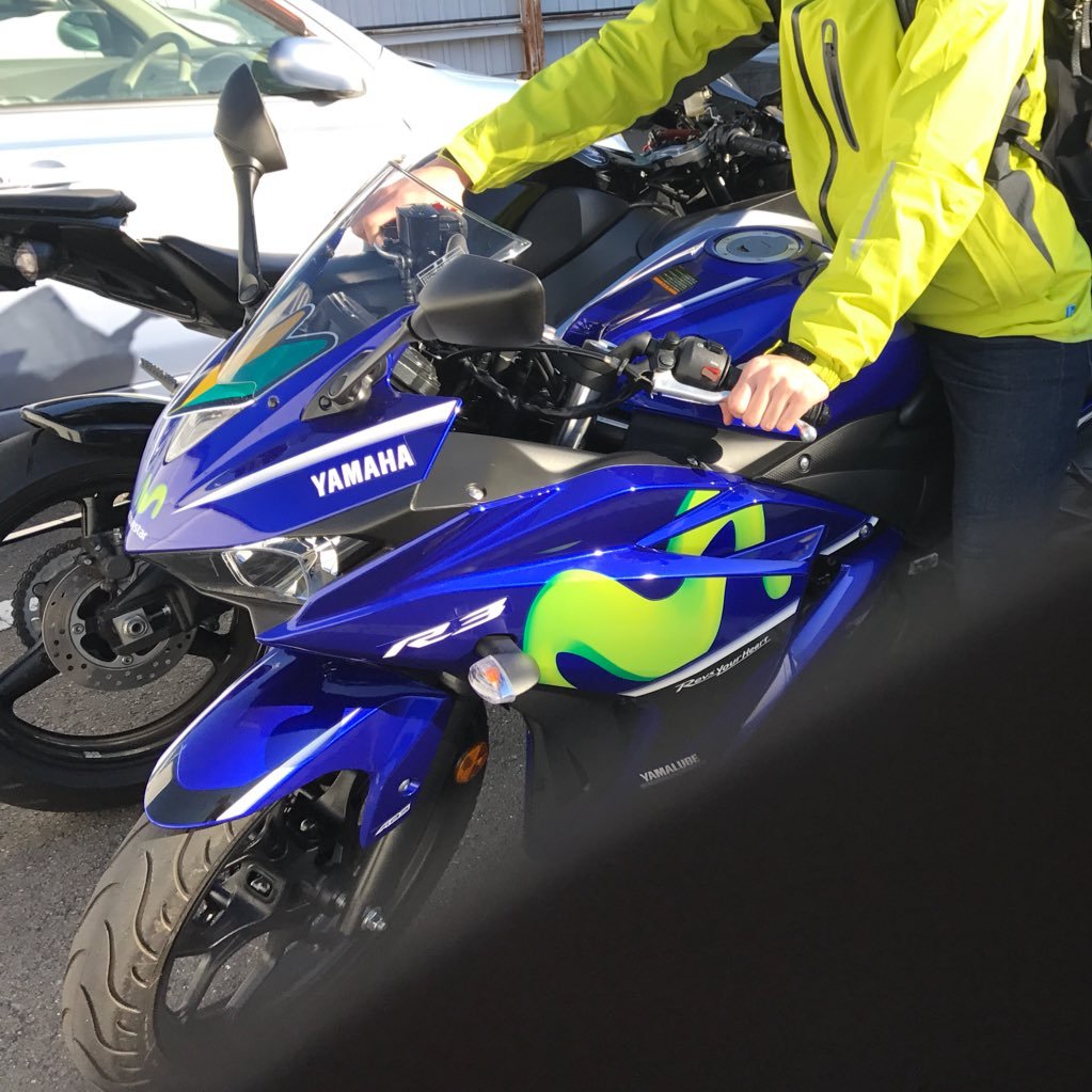 cDCWQfxcU0KUCPv's profile picture. YZF-R3モビスターに乗ってます！！