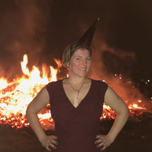 j_lovescoffee's profile picture. NYC schools mental health care provider, black belt, mom, occasional dinner party host.
My views are my own (not my employer's, not my family's).
