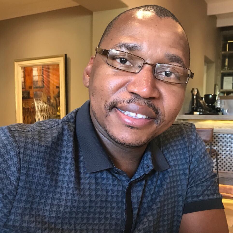 Histopathologist and Partner at Lancet Laboratories, Durban-South Africa.Special interest in Dermatopathology.