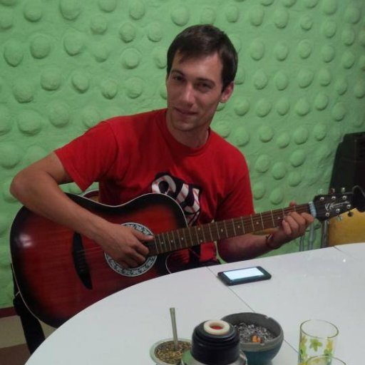 LowisTolosa's profile picture. - Musico, "cantante" a medias, compositor, informatico, programador y amante de la pesca. Que mas se puede pedir?  - Una milanesa a la napolitana con fritas :P