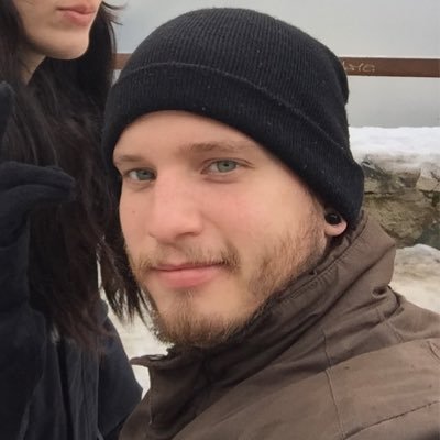 Software Engineer, eternal beginner drummer, sometimes tired of being a grown up, from 🇨🇺