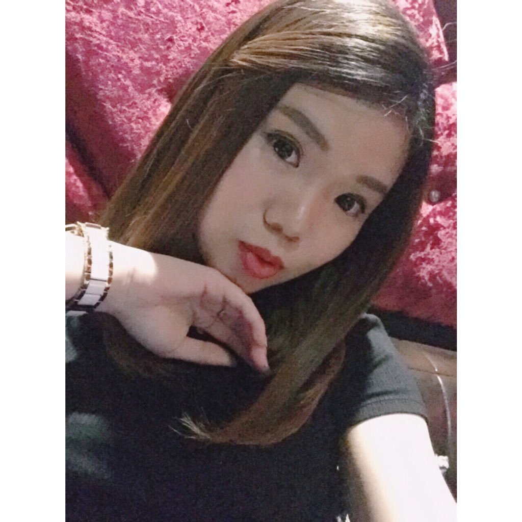 JaniceChoong's profile picture. Life is just like riding a bicycle to keep your balance, you must keep moving! 💋