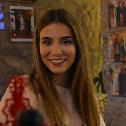 JoanaIda's profile picture. MD
Feminista
É lidar mermão