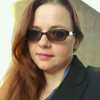 vampmistressx's profile picture. “Isn’t it normal to numb yourself when you’re in pain? Would a doctor operate without anesthesia?”