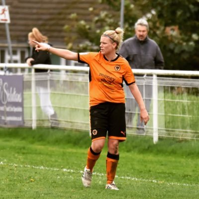 Retired @wolveswomenfc & Blues Ladies player. Full-time Academy Operations at Wolves / Part-time Pundit / co-commentator for Wolves TV/ BBC WM - Ex PE Teacher