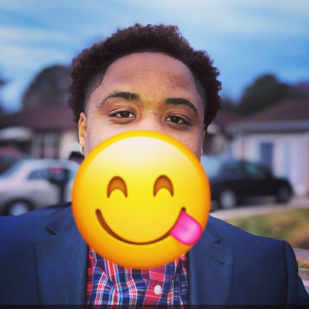 ⛪️ Boy 🙌🏽😎 || #MusicMatters|| #Professional Musician 🎹🎶|| 19 & Blessed 😌🤟🏽|| 🎺🎶🎹🎸🥁|| Heaven 👶🏽💕||