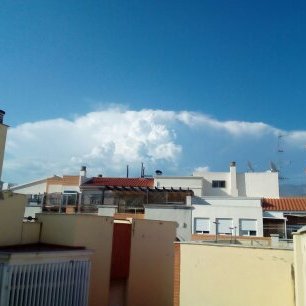 Soy aficionado a la meteorología, sobre todo las tormentas y los tornados.⛈️🌪️♥️