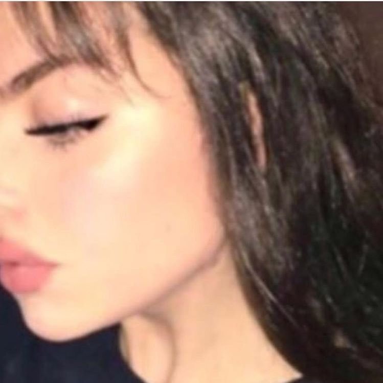 xrania69's profile picture. 