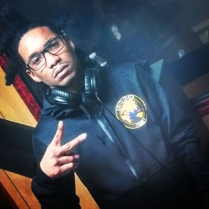 IAMOz28's profile picture. I'M NOT THE REALEST BUT IM A Tru Haitian Under God #T.H.U.G.