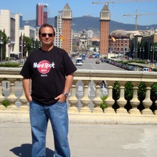 pabloviyella's profile picture. 