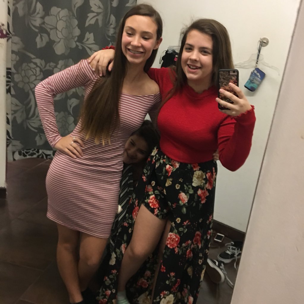 karli_ford's profile picture. 