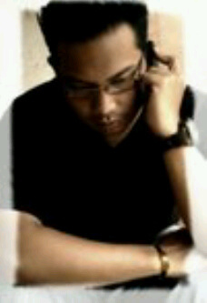 ilham_h's profile picture. what am i...?