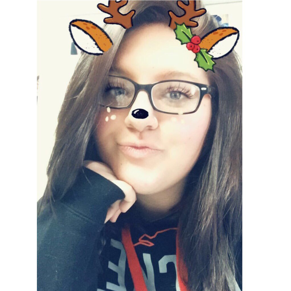 abake611's profile picture. AU 2020💜 Future Nurse 💉