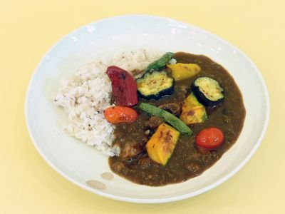 ならまちの路地裏の隠れ家で「季節の野菜カレー」をどうぞ❗️