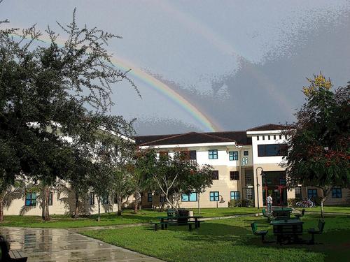 FAUJupHousing's profile picture. Serving the residential students living on the Jupiter Campus of Florida Atlantic University