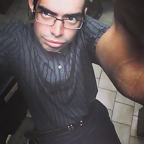 Feralph's profile picture. https://t.co/KWUJ5VsW4d...combobraker xD