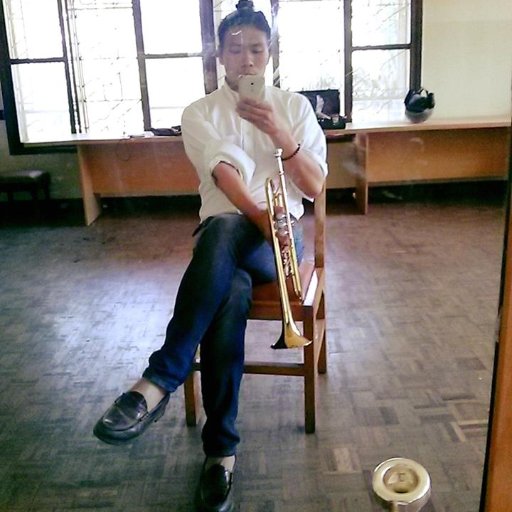 j_jung's profile picture. 지금에 만족하고싶은 사람.